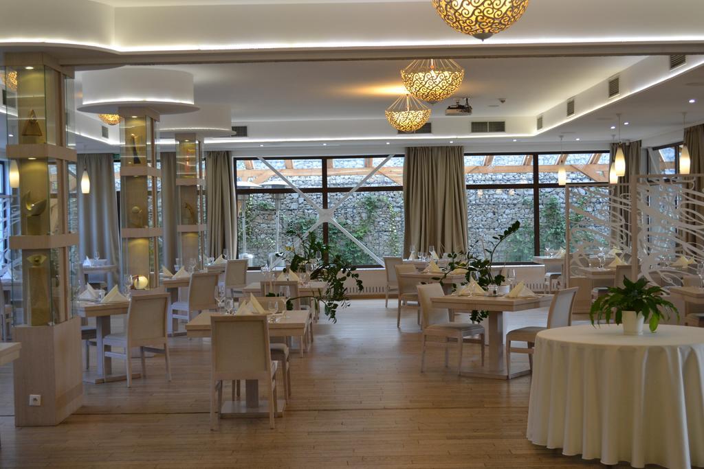 Hotel Slameny Dom & Spa Mala Ida Luaran gambar